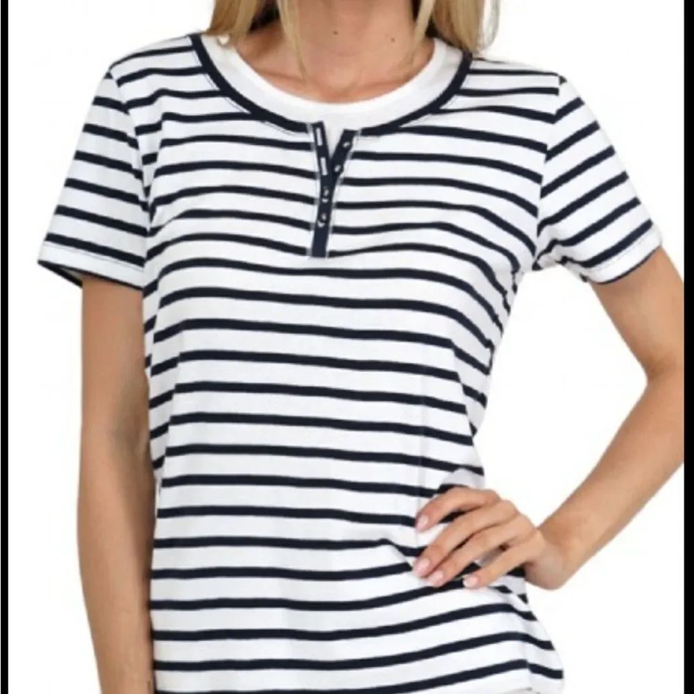 BRAND NEW CHARLOTTE RUSSE WOMEN'S SHIRT
